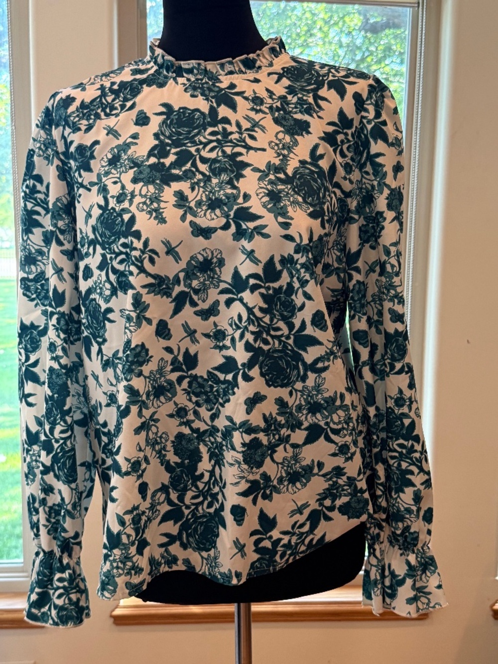 Womens Green and Cream Floral Long Sleeve Top Size XL